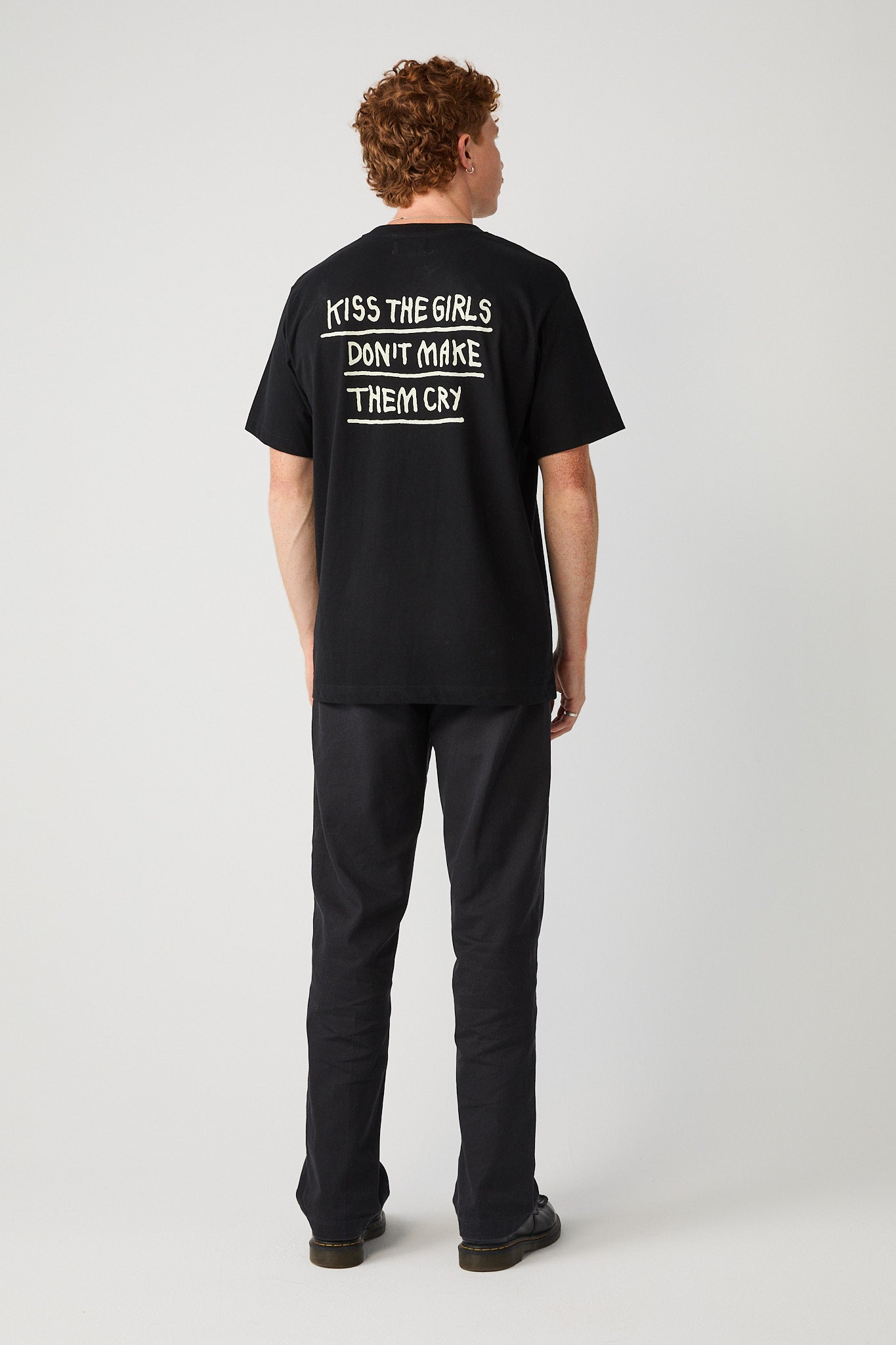 Shirt Black Kiss the Girl